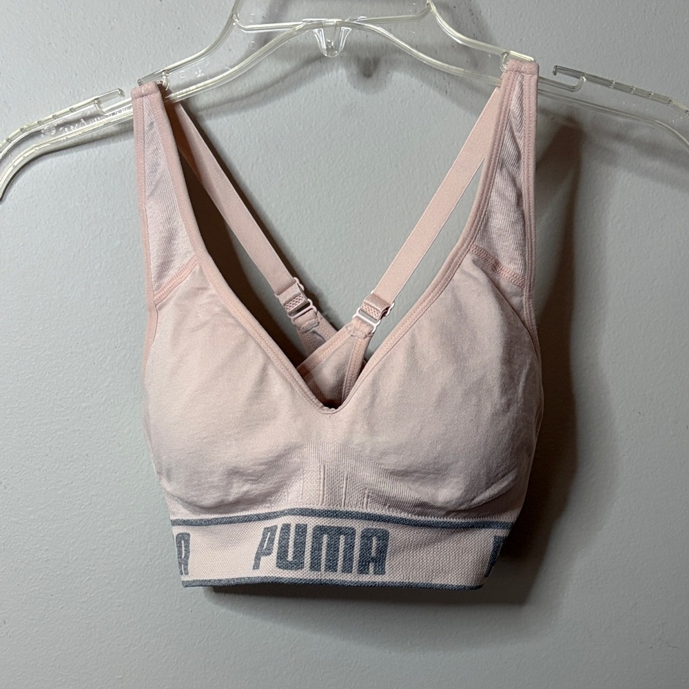 Puma Pale Pink V-Neck Seamless Sports Bra with Logo Band